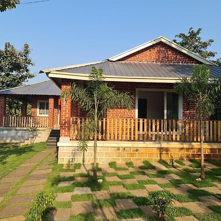 Brick Villa Karjat Exteriér fotografie